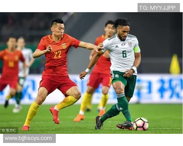 足球评论：重庆足球队的中路突破得失